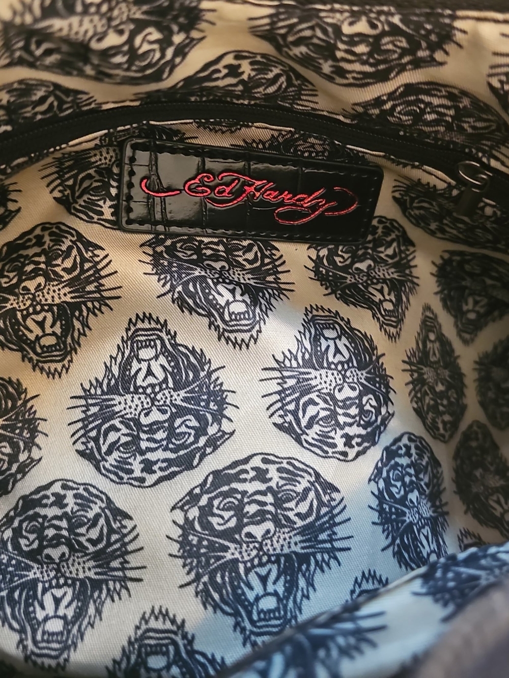 Nwt Ed Hardy Pink Skull Print Shoulder Bag - Picture 5 of 5